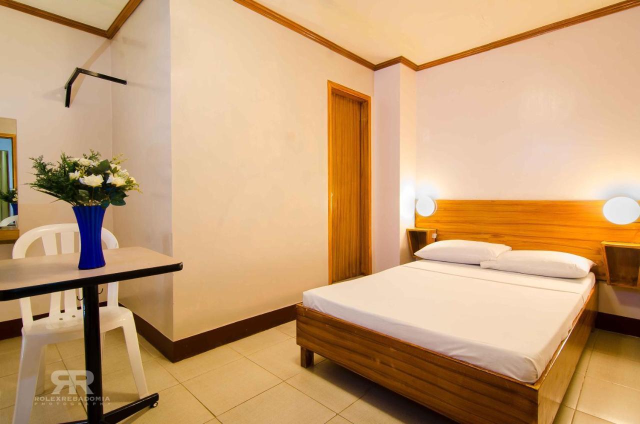 Diamond Hotel And Resto Catarman  Kültér fotó